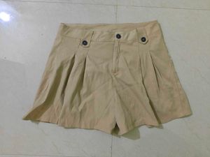 Stylish Beige Pleated Shorts