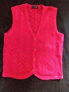 Pink Sweater Vest🌸