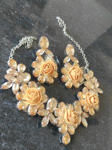 Flower And Stone Set Yellow