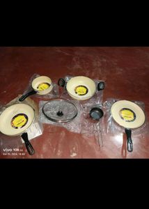 Pack Of 4 Cookware Set