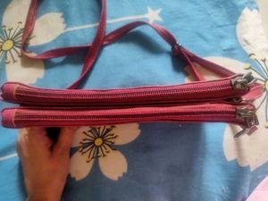women's hand bag