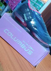 Columbus Sneakers