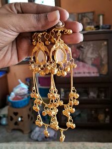 Exquisite Gold alloy Dangle Earrings with Green St