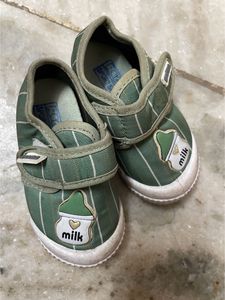 Rouba Squeaky Shoes For Kids