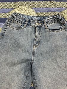 Light Wash Straight Fit Jeans