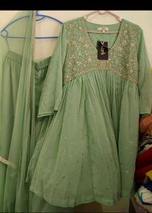 Elegant Mint Green Embroidered Kurta Set