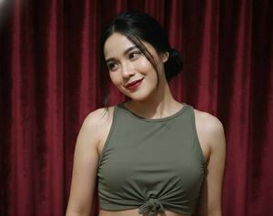 29.Olive Green Sleeveless Tank Top