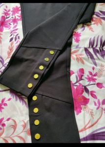 Brand New Fab Alley Side Buttoned Jeggings For Sal