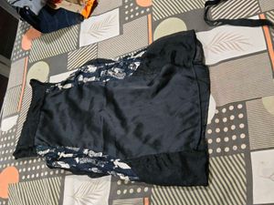 Chic Black Sleeveless Dress and shampoo free