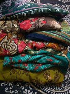 6 combo Sarees - Vibrant Prints
