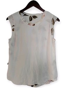 Floral Print Sleeveless Top