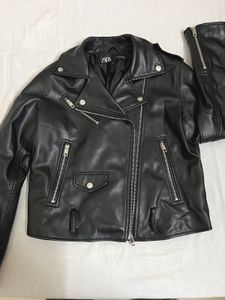 Zara form fitted leather jacket