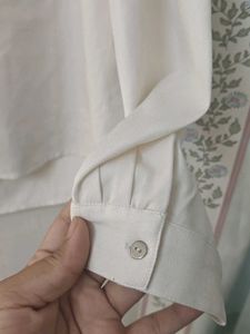 Elegant White V-Neck Blouse