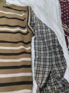 Stylish Striped Zip-Up Hoodie