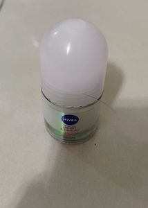 Combo - Nivea Deodorant Rollon Listerine Mouthwash