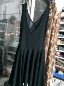 Elegant Black Sleeveless Dress
