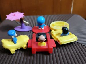 6 cadbury gems toys
