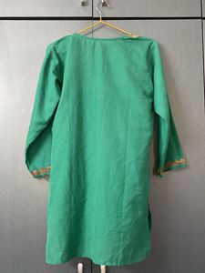 Kashmiri Embroidered Green Kurta
