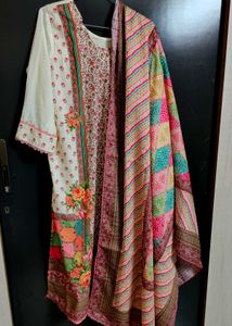 Elegant Floral Print kurta set