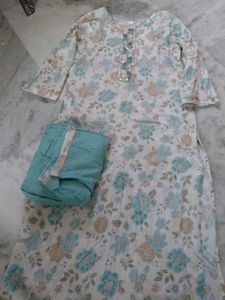 Elegant Floral Kurta with Sequins