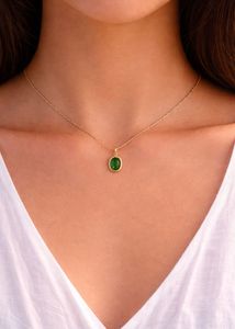 Elegant Emerald Pendant Necklace