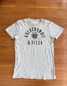 Abercrombie & Fitch Grey T-Shirt