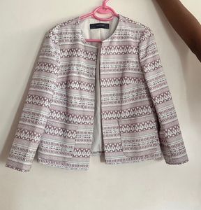 Textured Printed Jacket | White &amp; pink