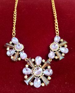 Statement Neckpiece