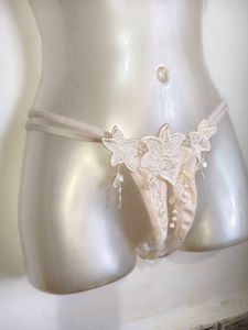Bohemian Lace Thong 26-28- 30 tk ko