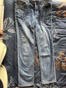 FRJ Jeans - Distressed Denim