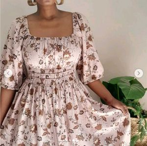 Mocha Rose Puff Sleeve Dress