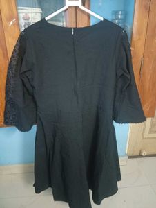 Elegant Black Lace Sleeve Dress XXL