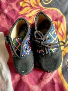 Unused Kids Shoes