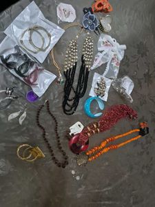 combo of 22 items
