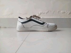 White Sneakers with Black Stripe