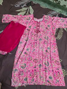 Pink Paisley Print Kurta Set