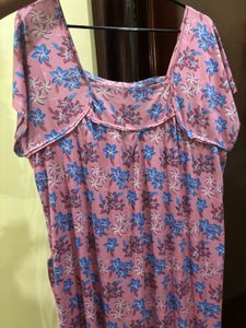 Comfortable Floral Nightgown/nighty