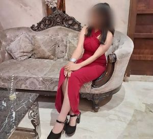 Elegant Red One-Shoulder Maxi Dress