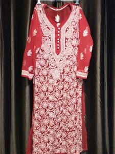 Red chicken kurta set