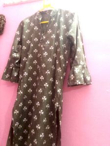 Unique Patterned Button-Up Kurti