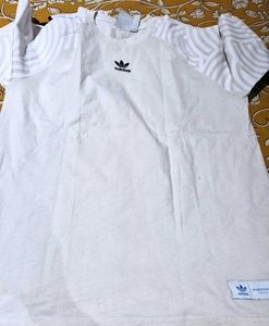 Bundle of 2 White Graphic Tees