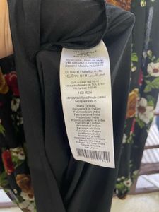Chic Floral Print Black Dress