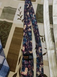 Bundle of 4 Men's Ties
