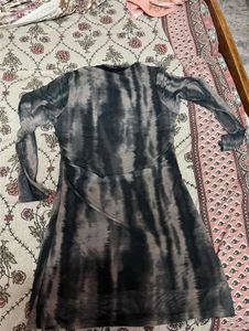 Stylish Tie-Dye Long Sleeve Dress