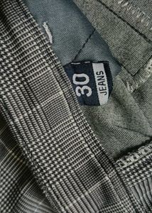 Plaid Pants with Side Stripe