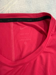 Nike Dri-FIT T-Shirt