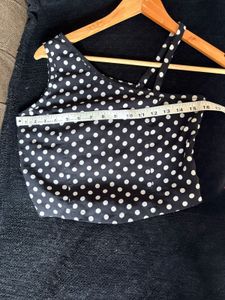 Chic Polka Dot One Shoulder Top