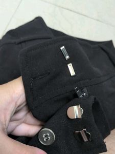 Office Siren Classic Black Pencil Skirt