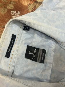 Van Heusen Men's Blue Paisley Shirt