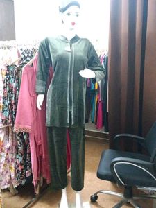 Party Wear Velvet Tracksuit - Stylish and Comfy!